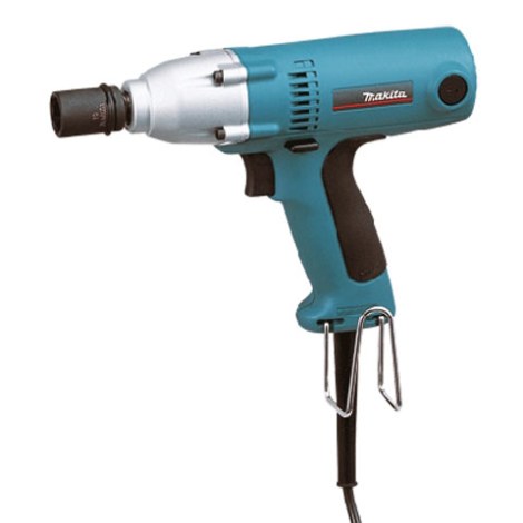 Ударный гайковерт Makita 6953