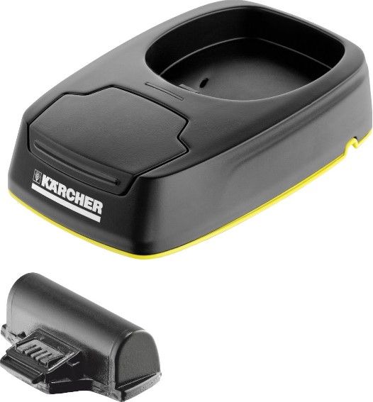 Charging station and replaceable accumul