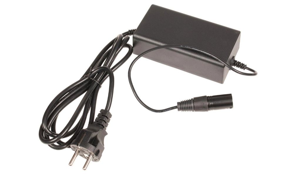 Lādētājs WIPER C02311