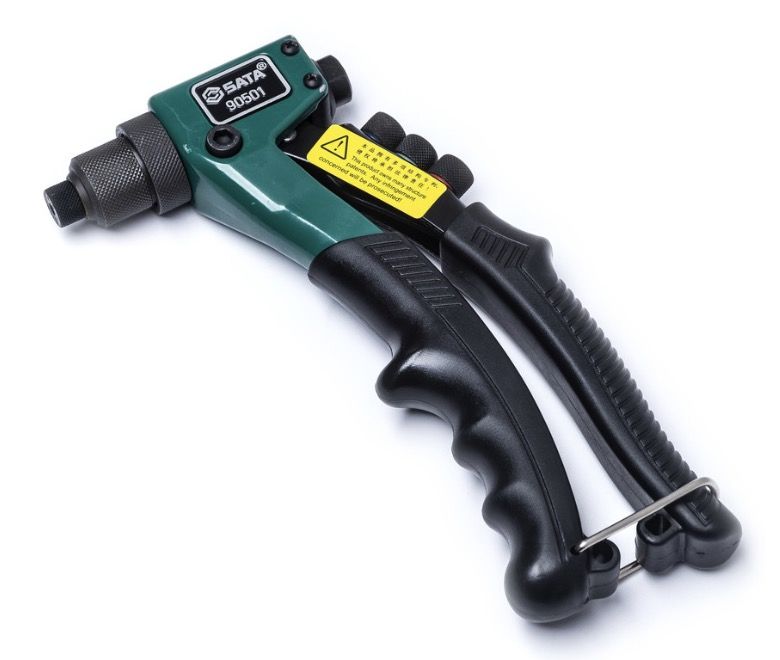 Manuāls kniedētājs Sata ST90501SC