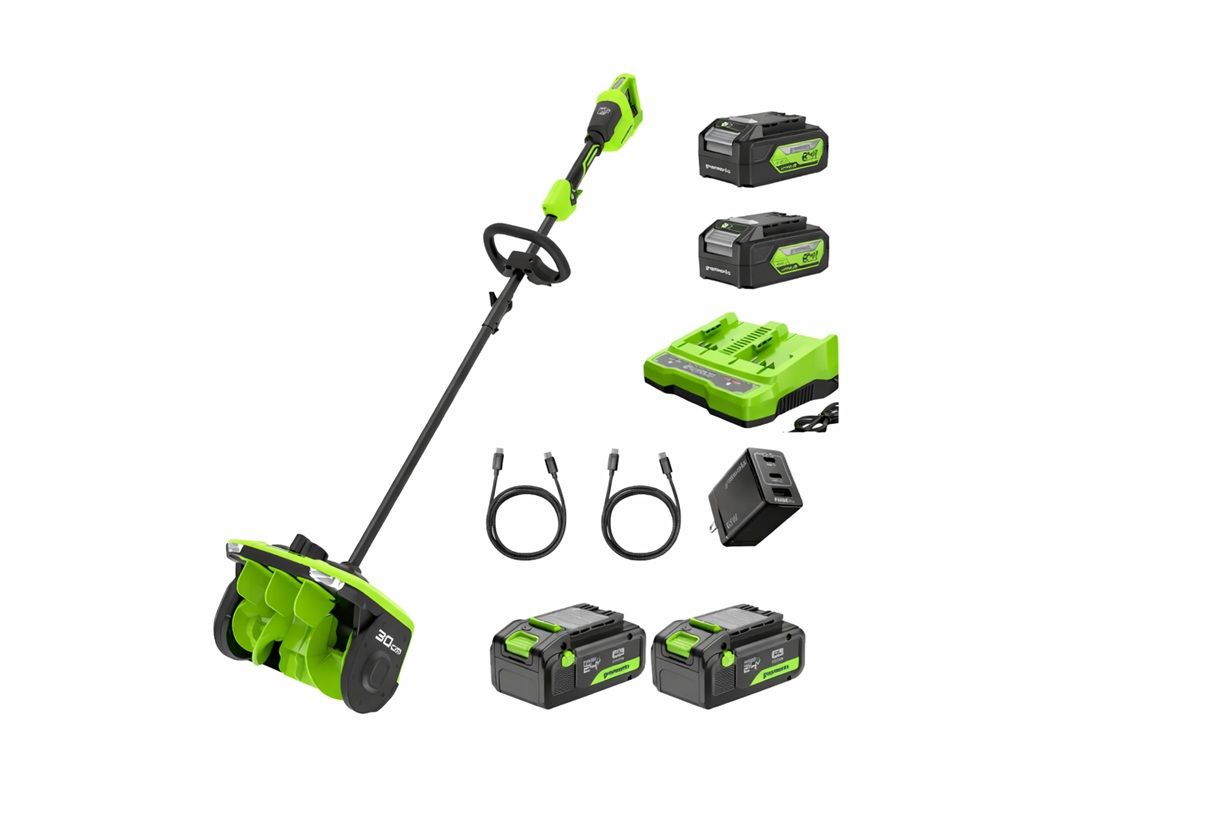 Sniega tīrītājs Greenworks SS3002A2X; 2x24 V; 4x4,0 Ah akum.