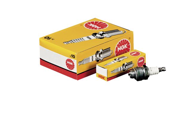 Aizdedzes svece NGK 11-873; CMR7H